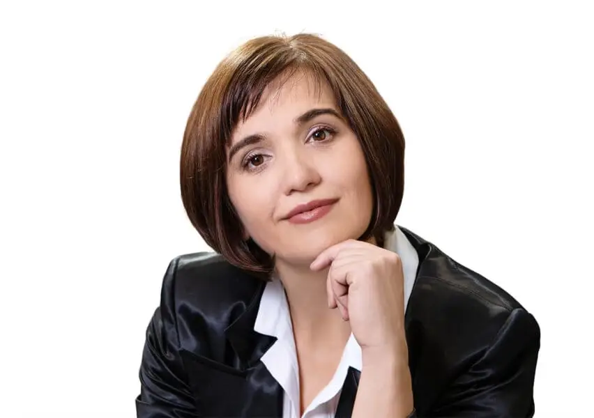 Dre Veronika Kivenko-Directrice des programmes de formation en médecine esthétique-Académie LABELLE